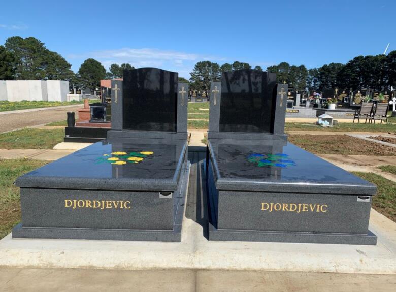 Djordjevic, Elaine Cemetery