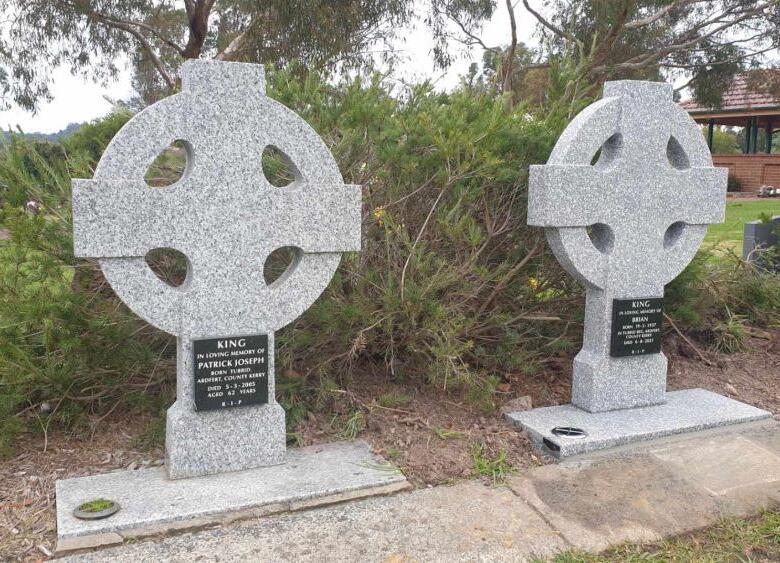 Restored memorials, Lilydale Memorial Park