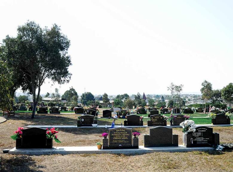 Geelong custom headstones