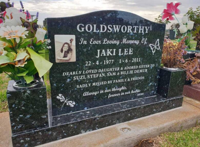 Goldsworthy - small lawn headstone