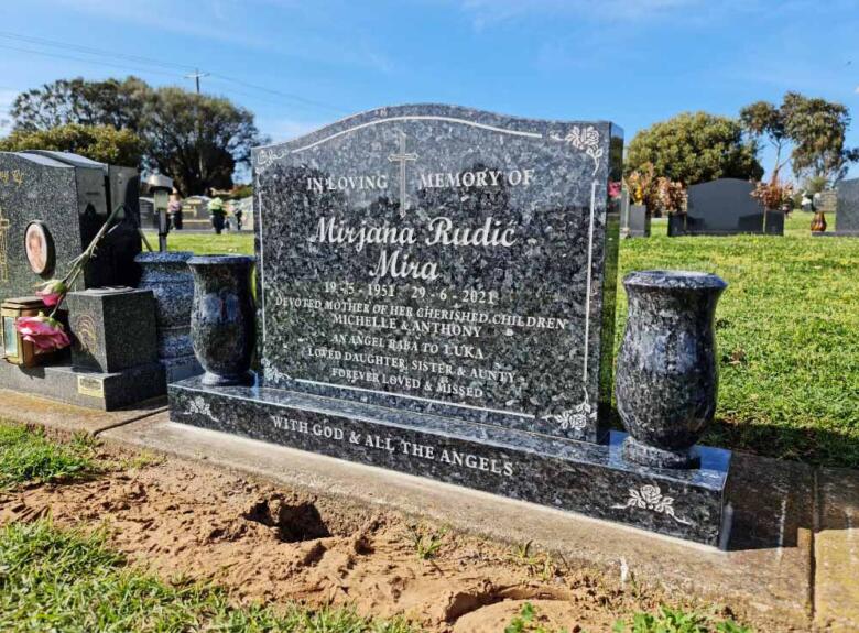 Rudic - grave marker and base